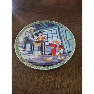 Knowles Limited Edition Disney Bah Humbug Plate Mickey Mouse and Donald Duck